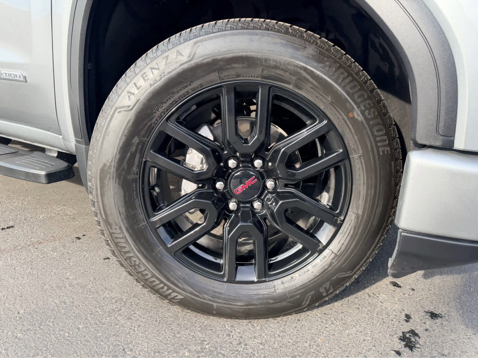 Used 2024 GMC Sierra 1500 Elevation w/ LPO, Elevation Black Package image 8