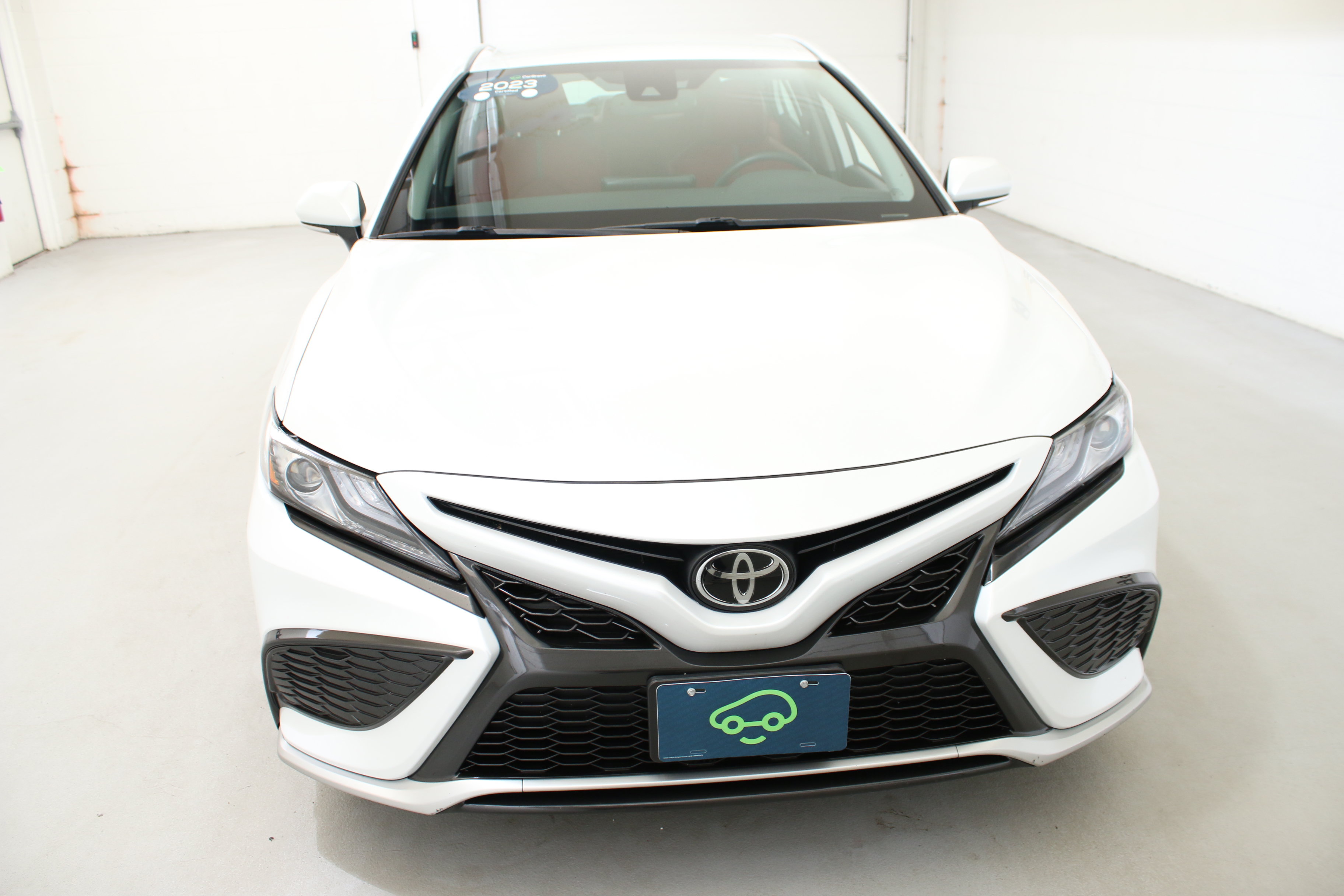 Used 2023 Toyota Camry XSE w/ TRD Appearance Package (TMS) FWD image 3