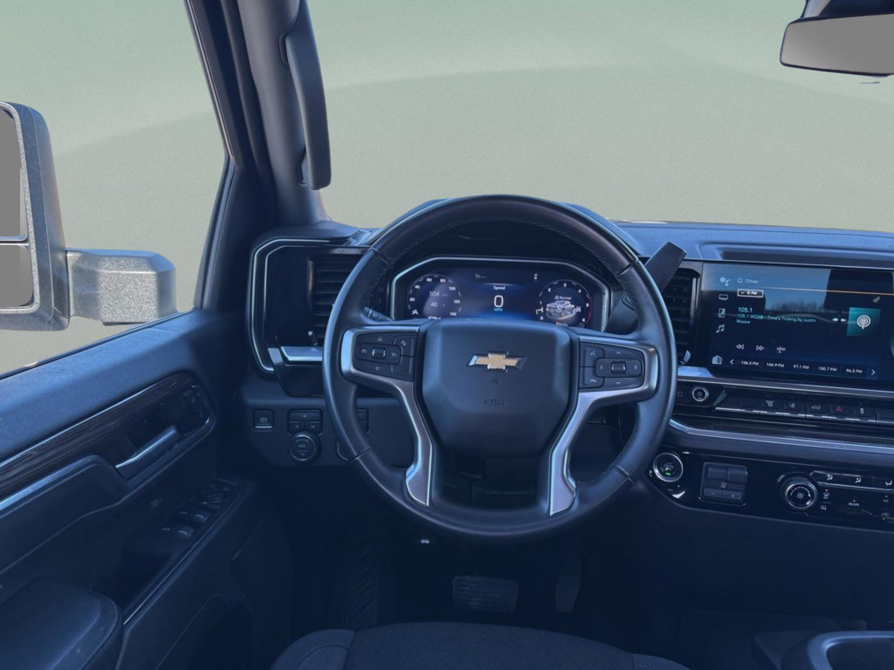 Used 2024 Chevrolet Silverado 2500 LT image 11