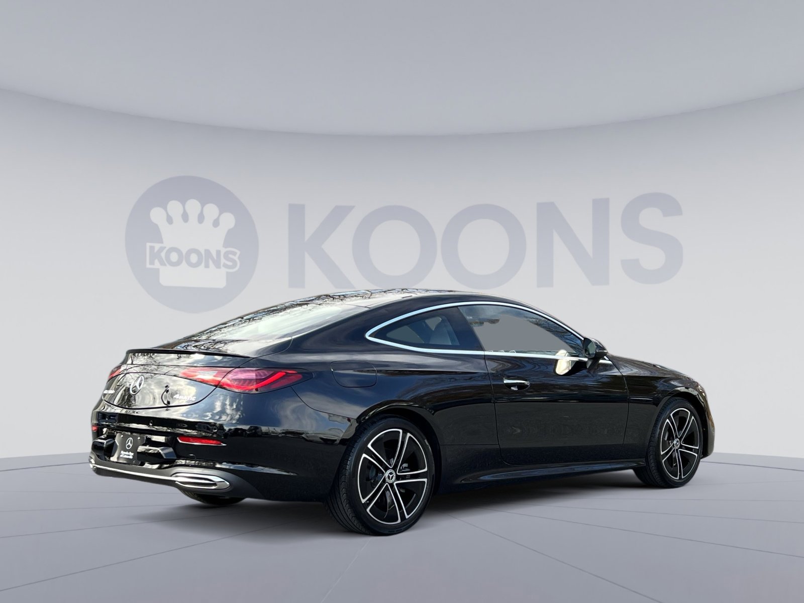 Certified 2025 Mercedes-Benz CLE 300 4MATIC Coupe image 5