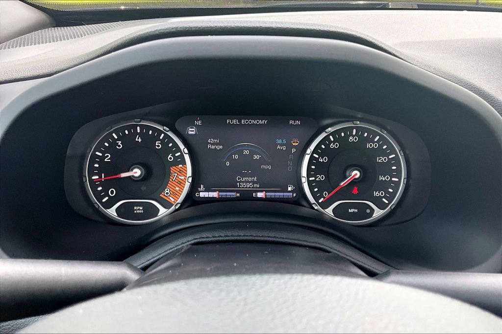 Used 2023 Jeep Renegade Limited w/ Sun/Sound Group AWD/4WD image 22