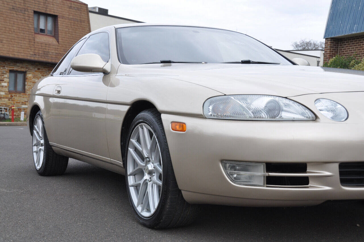 Used 1995 Lexus SC 300 Coupe image 9