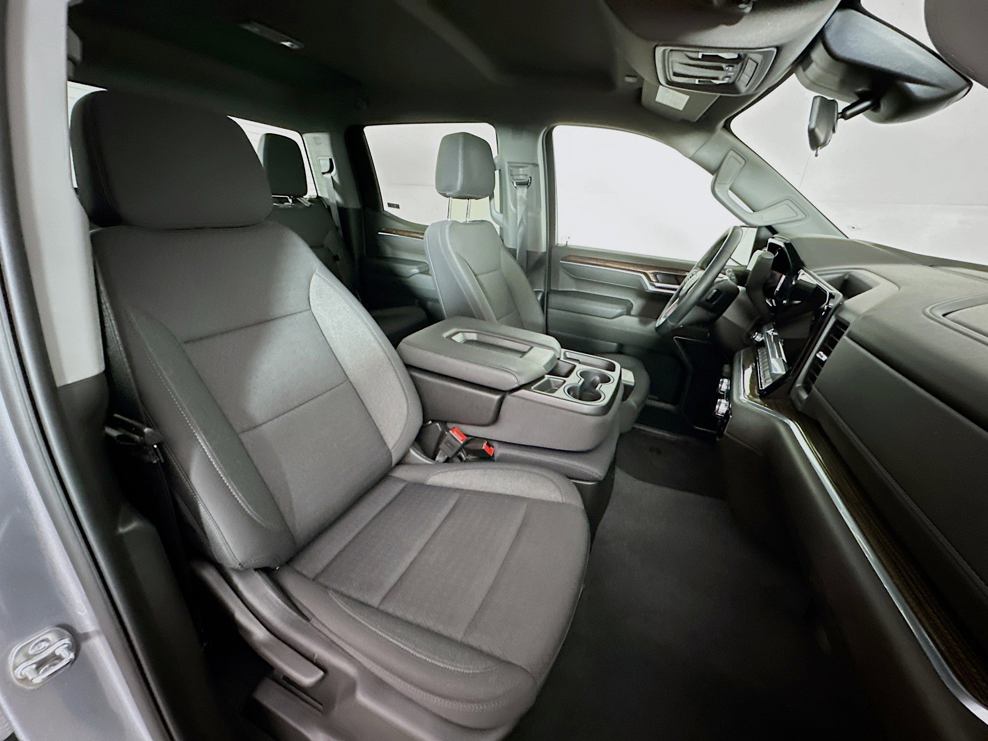 Used 2025 GMC Sierra 1500 Elevation image 29