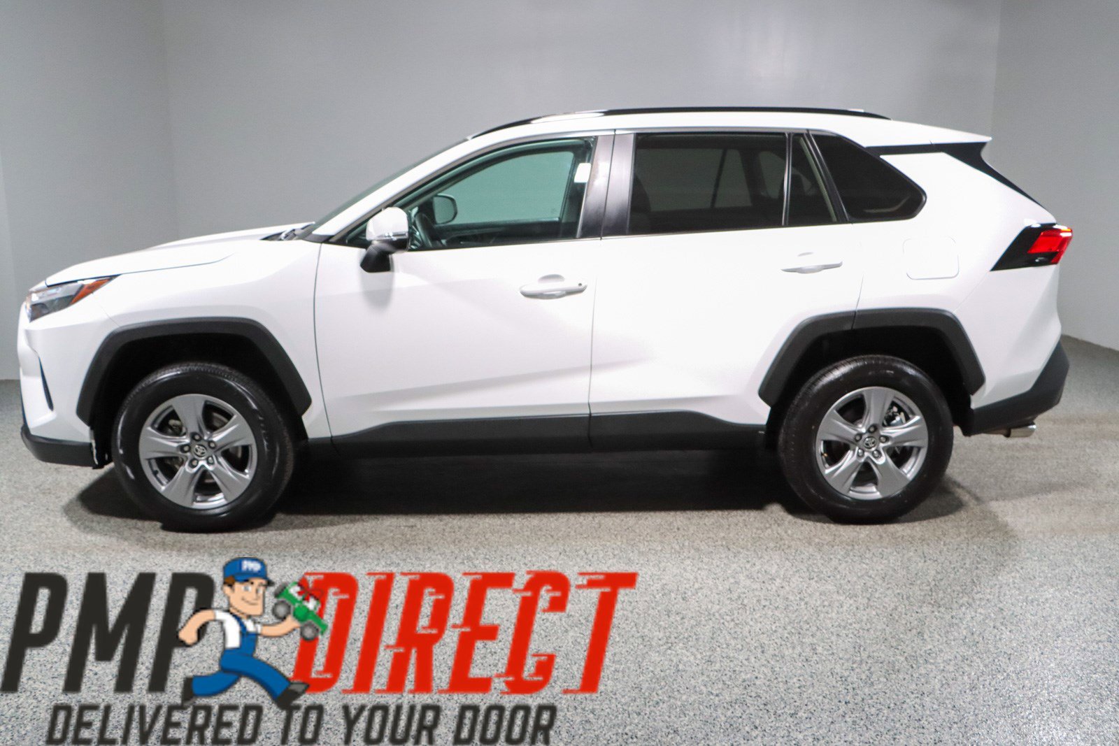 Used 2024 Toyota RAV4 XLE image 10