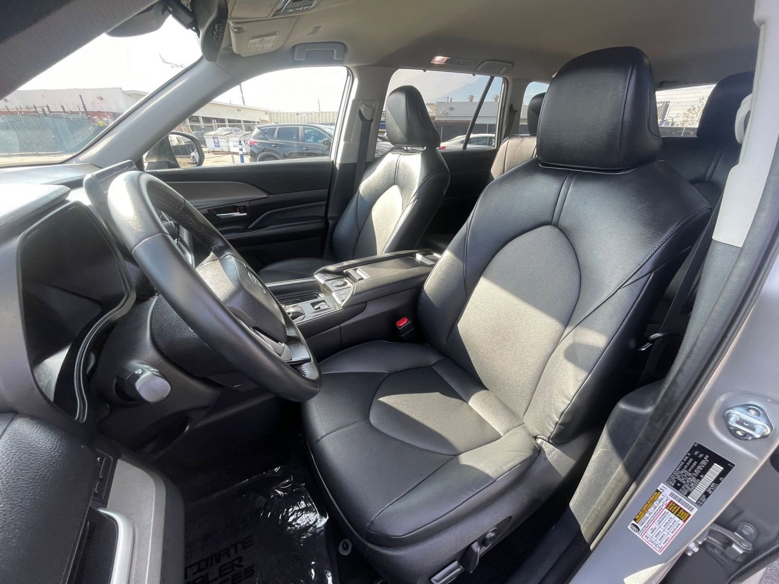 Used 2025 Toyota Grand Highlander FWD image 36