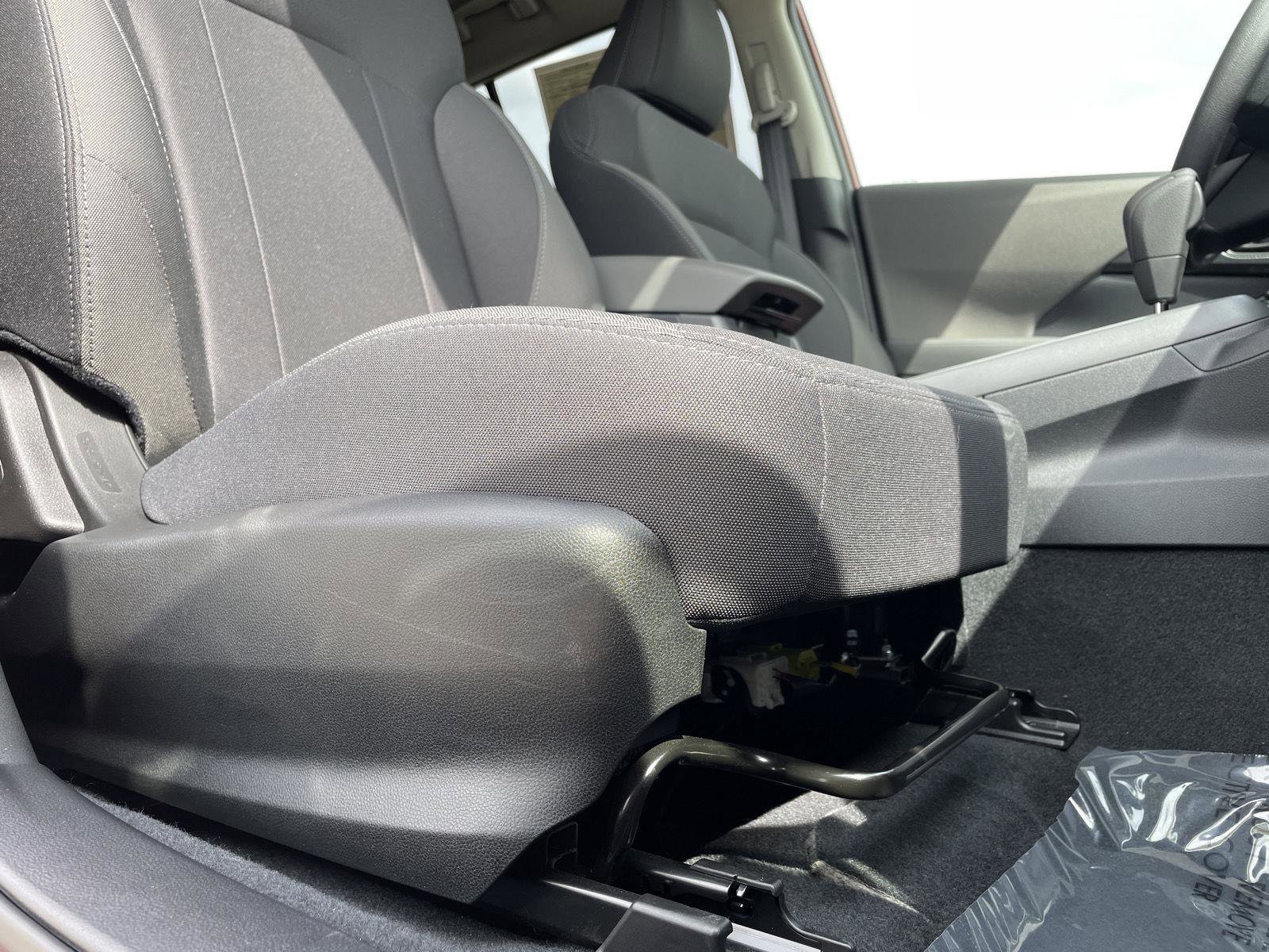 Certified 2025 Subaru Crosstrek 2.0i Premium image 7