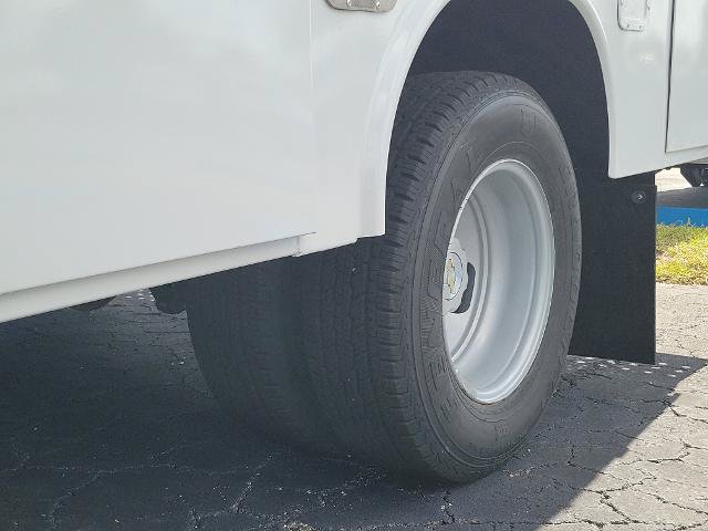 New 2025 Chevrolet Express 3500 w/ Power Convenience Package RWD image 9