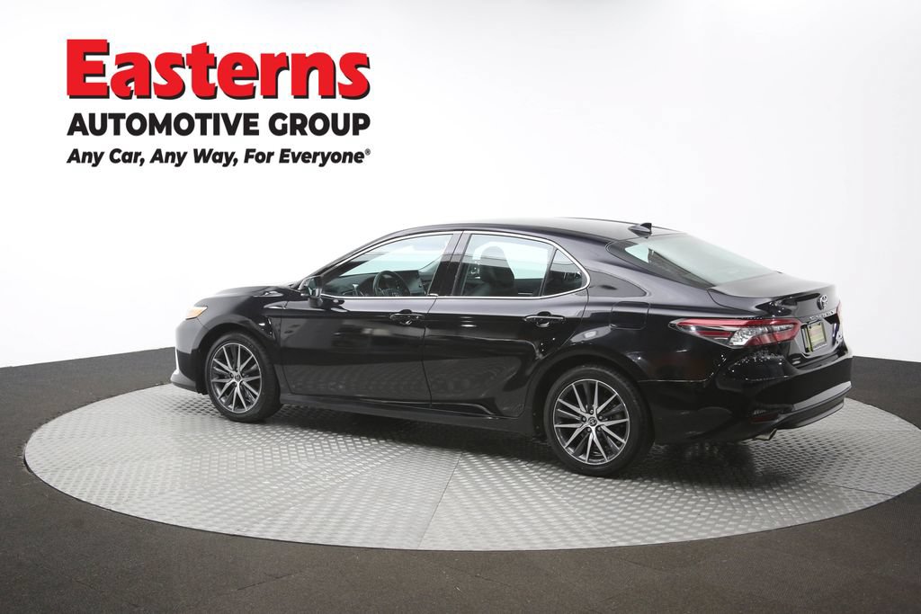 Used 2022 Toyota Camry XLE FWD image 62