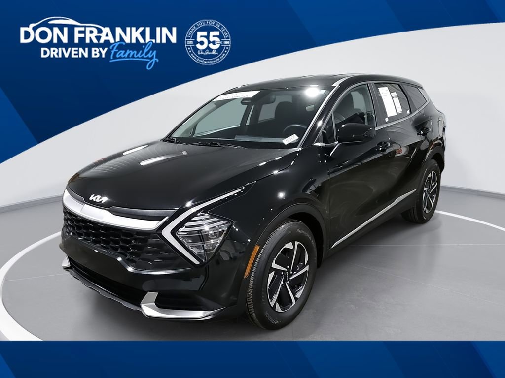 Used 2024 Kia Sportage LX image 1