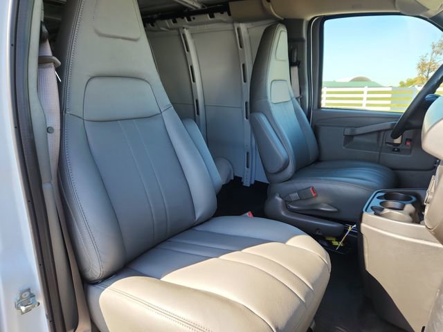 New 2025 Chevrolet Express 3500 w/ Driver Convenience Package image 13