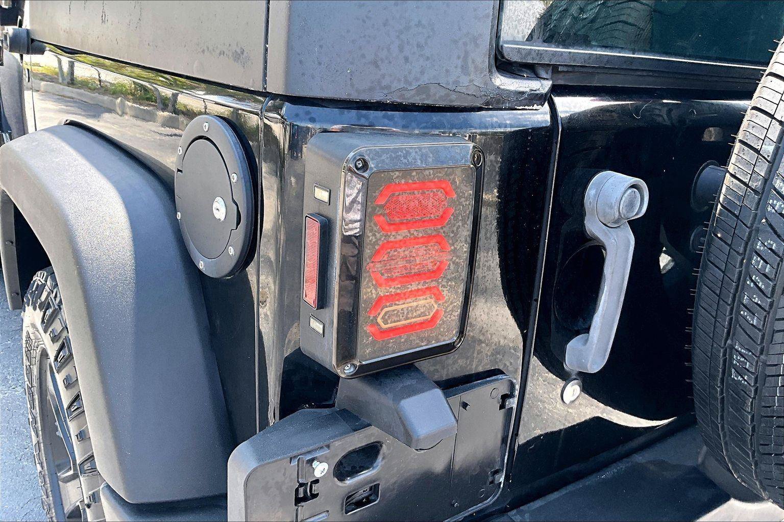 Used 2012 Jeep Wrangler Sport AWD/4WD image 23