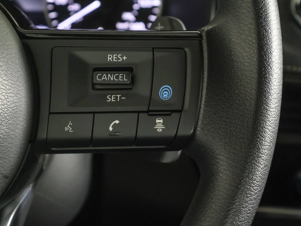 Used 2023 Nissan Rogue SV AWD/4WD image 35