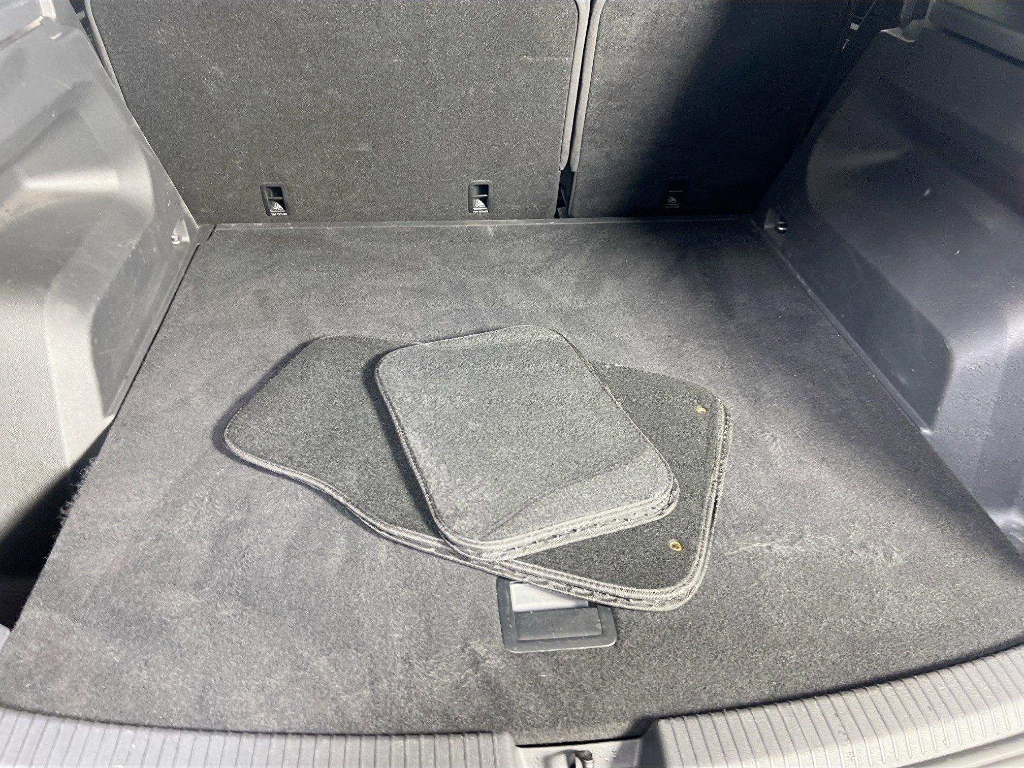 Used 2022 Volkswagen Atlas Cross Sport SE image 24