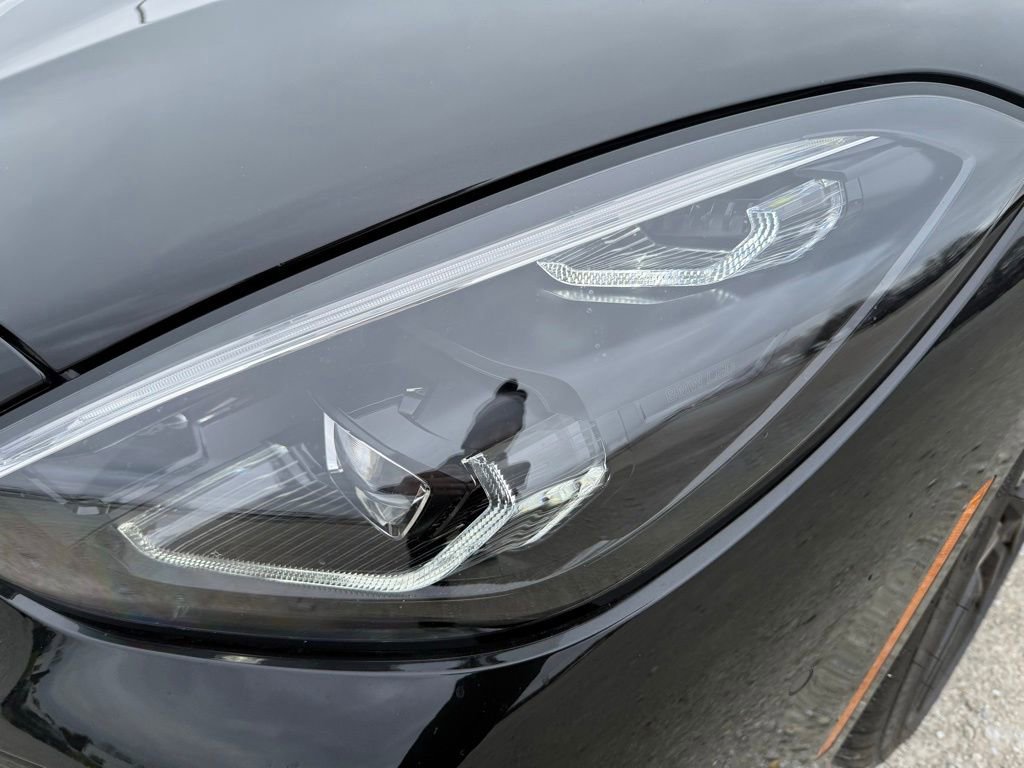 Used 2024 BMW Z4 M40i w/ Premium Package image 9