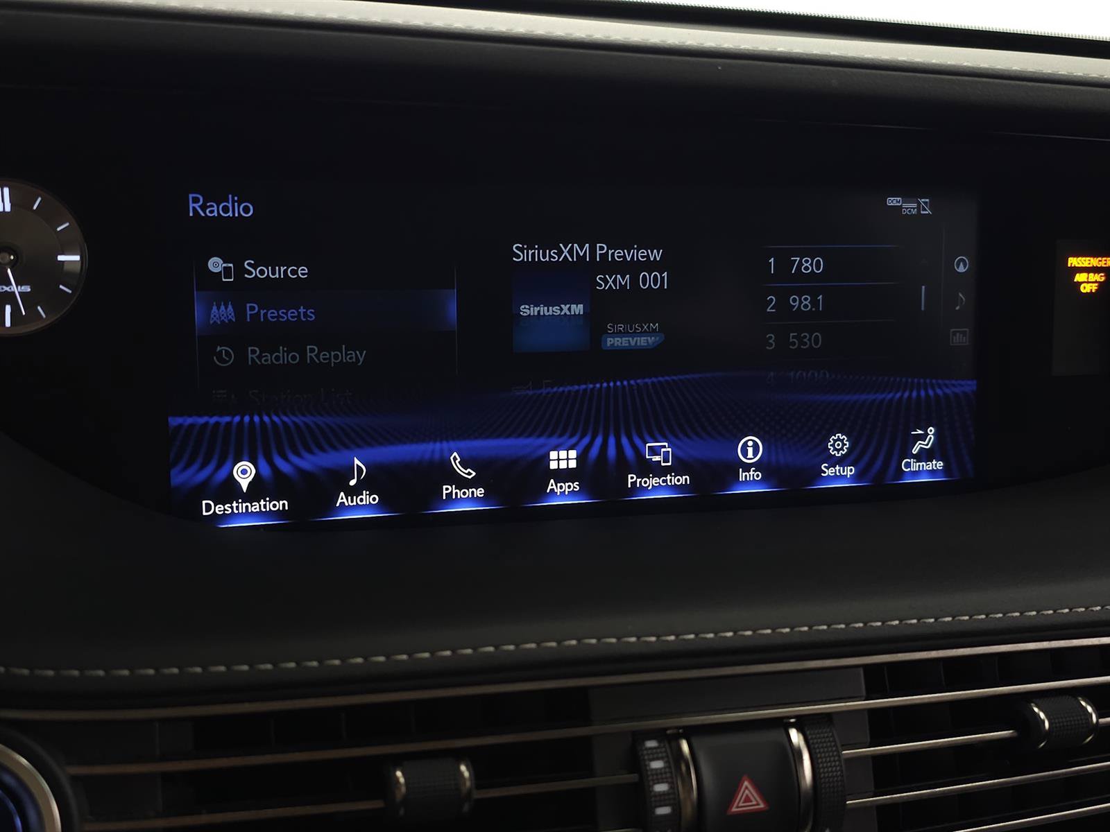 Used 2019 Lexus LS 500h AWD w/ Accessory Package (Z1) image 26