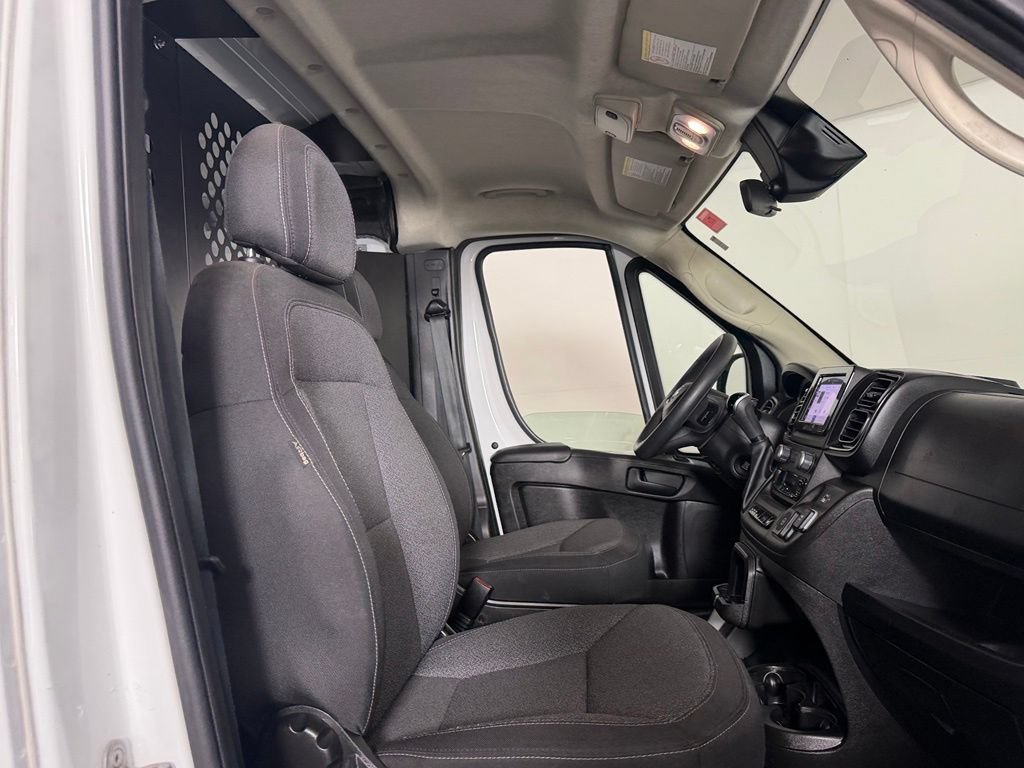 Used 2025 RAM ProMaster 2500 w/ U-Haul Equipment Group FWD image 25