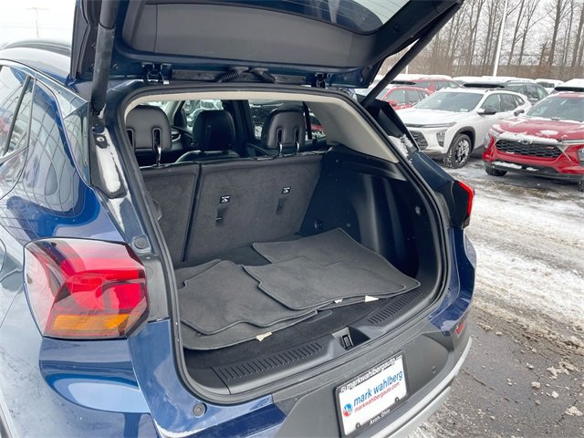 Certified 2022 Buick Encore GX Select w/ Advanced Technology Package image 23