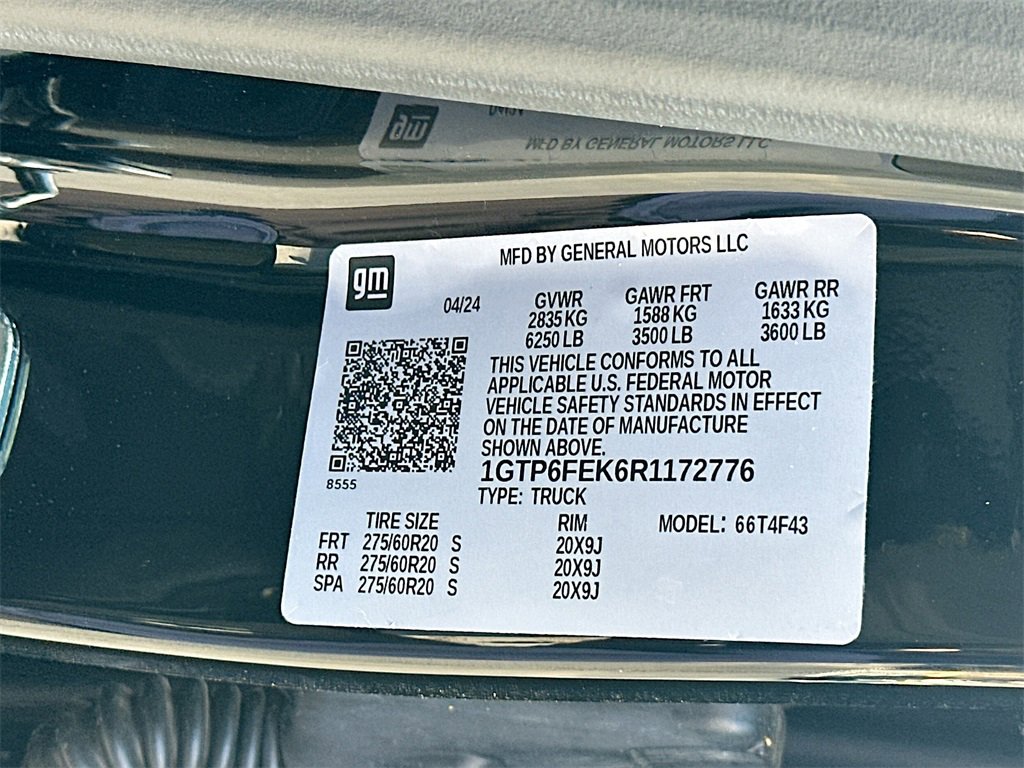 New 2024 GMC Canyon Denali w/ LPO, Denali Black Edition image 27