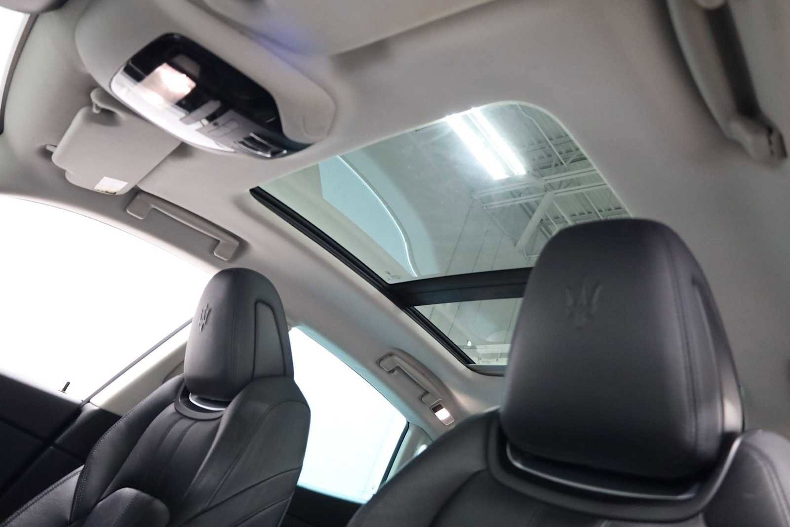 Used 2017 Maserati Levante S image 20