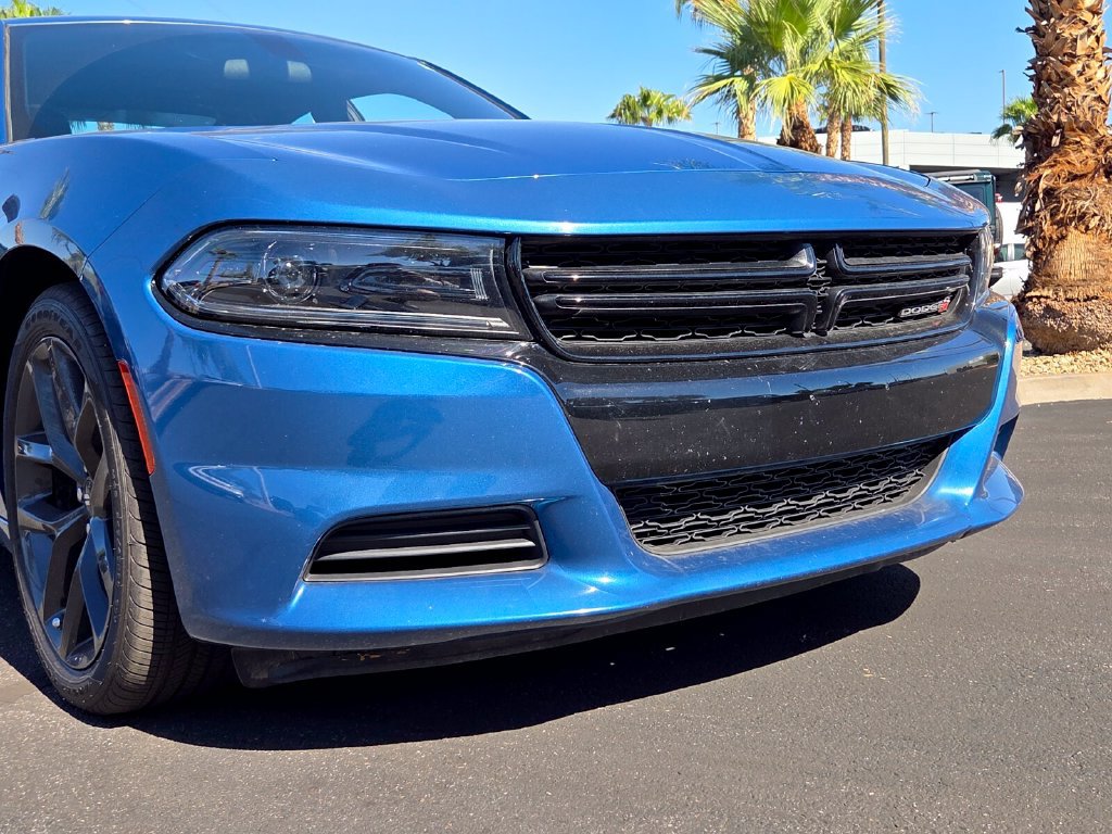 Used 2023 Dodge Charger SXT w/ Blacktop Package RWD image 8