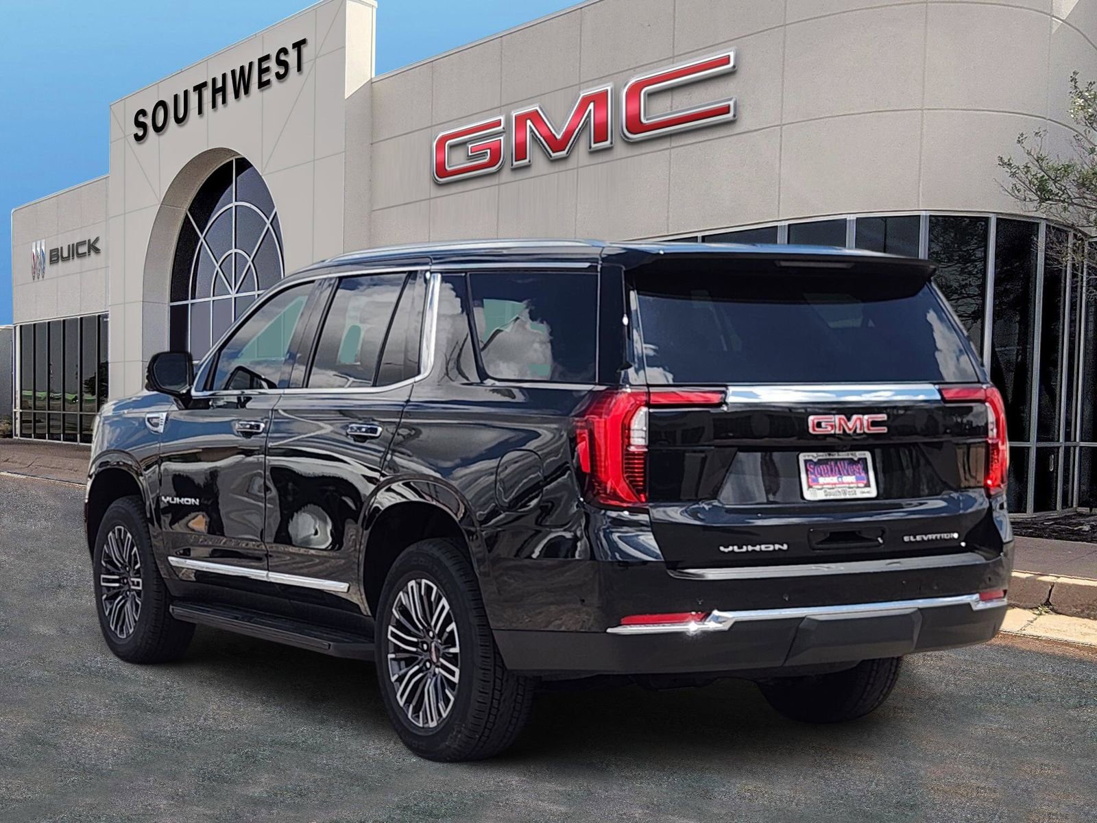 New 2026 GMC Yukon Elevation AWD/4WD image 4