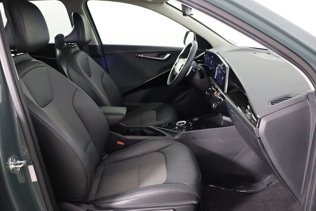 Used 2023 Kia Niro Wind FWD image 18