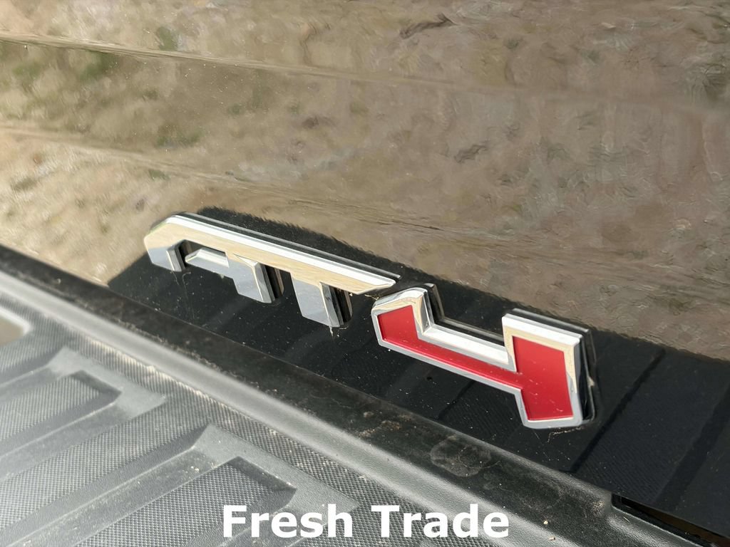 Used 2021 GMC Canyon AT4 w/ Driver Alert Package AWD/4WD image 7