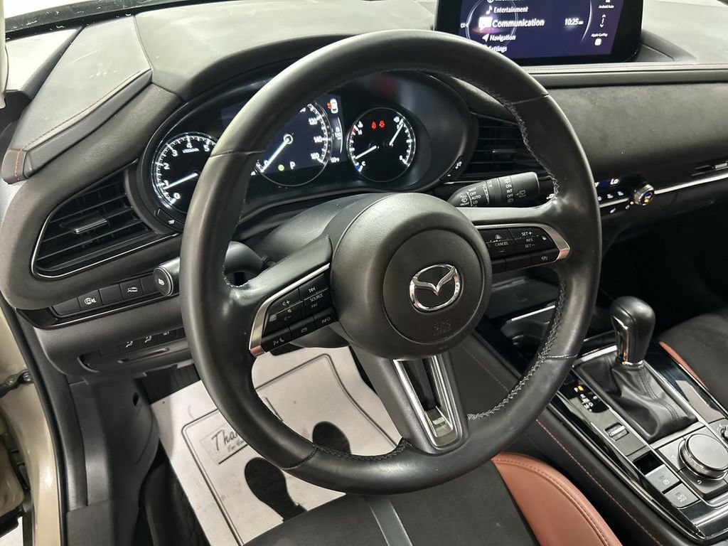 Certified 2024 MAZDA CX-30 Carbon AWD/4WD image 4