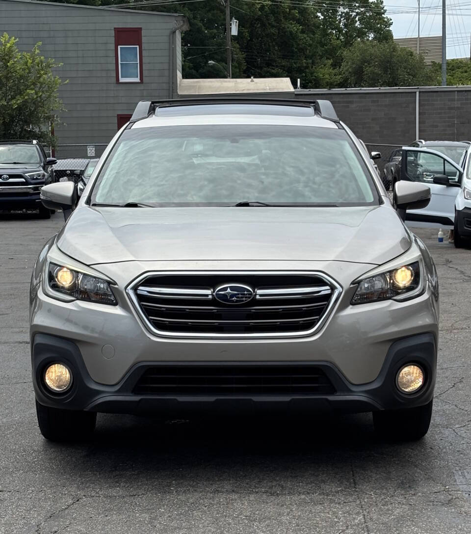 Used 2018 Subaru Outback 2.5i Limited w/ Popular Package #2 AWD/4WD image 3