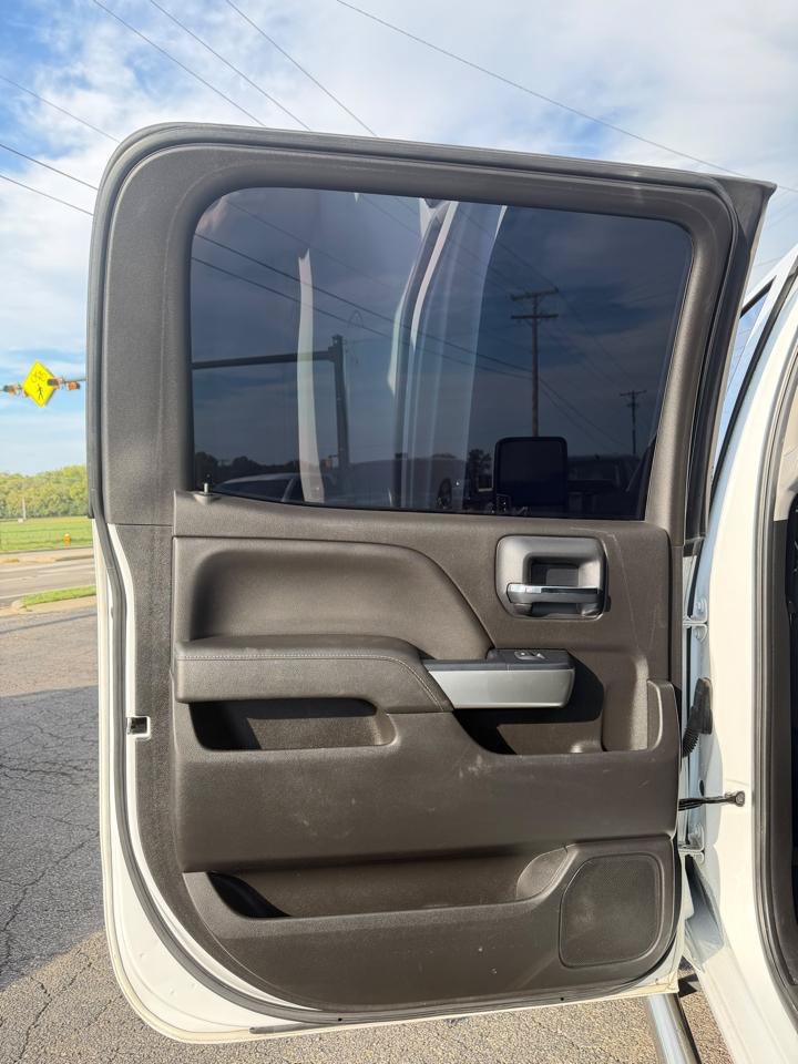 Used 2018 Chevrolet Silverado 2500 LT AWD/4WD image 20