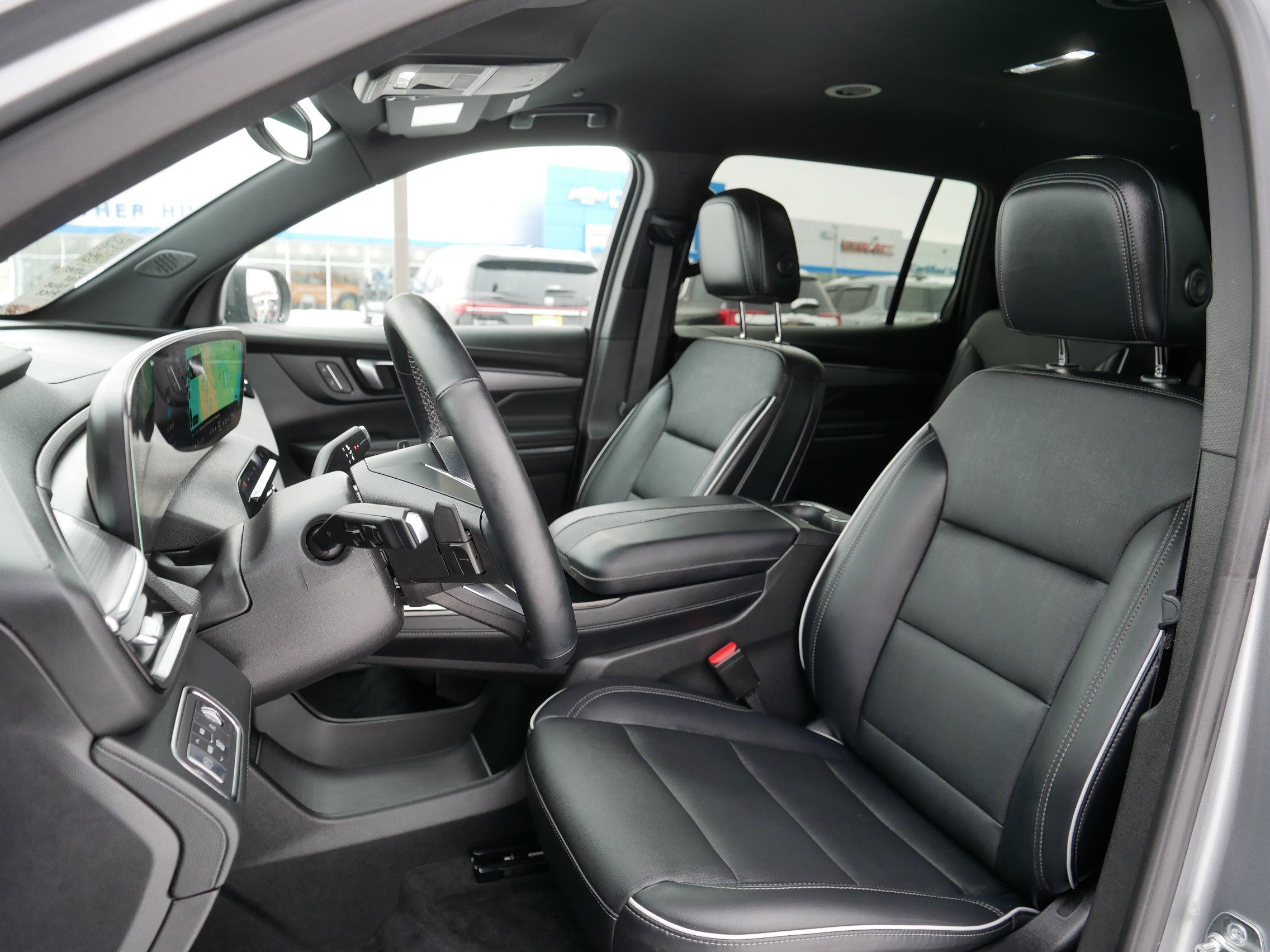 Used 2025 Buick Enclave Preferred image 34