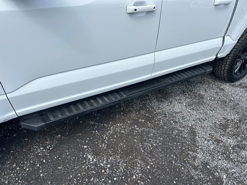 Used 2024 Ford F150 XLT w/ Equipment Group 302A MID image 10