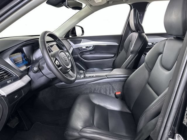 Used 2024 Volvo XC90 B5 Core AWD/4WD image 20