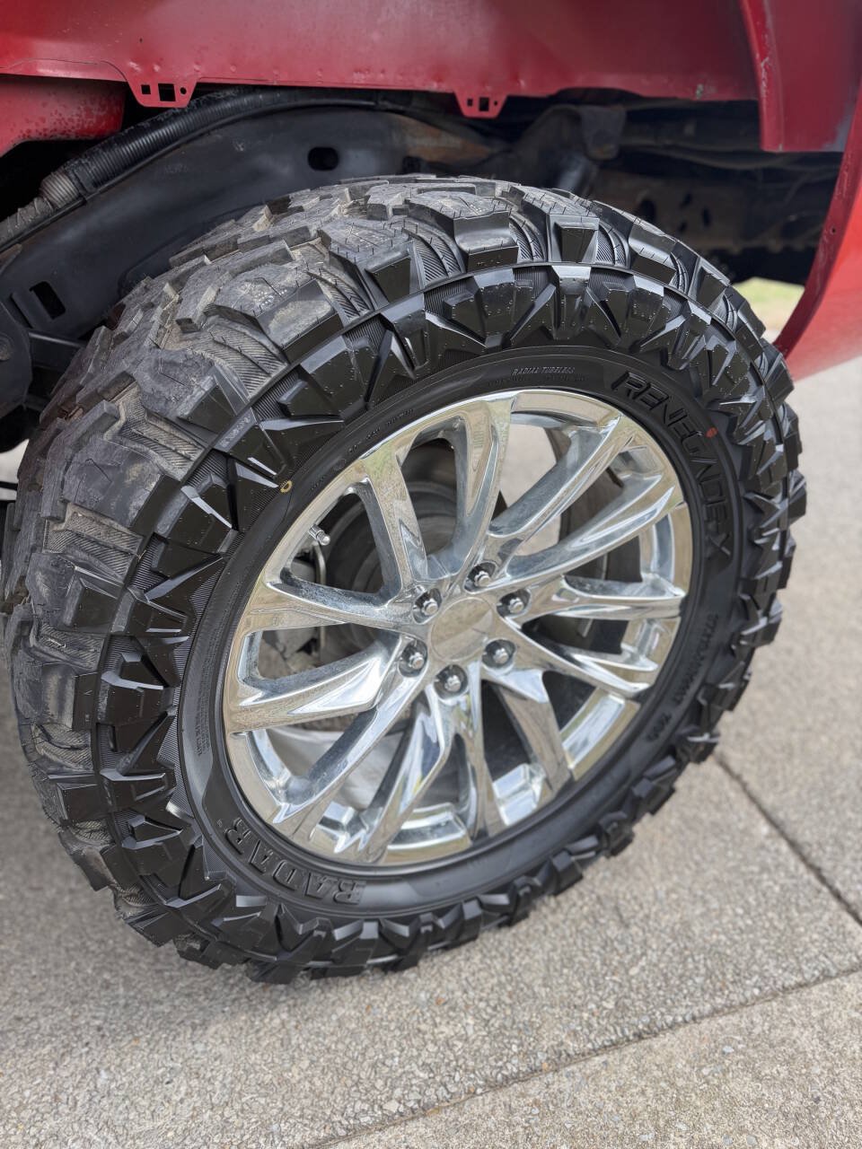Used 2014 Chevrolet Tahoe 4WD w/ Skid Plate Package image 30