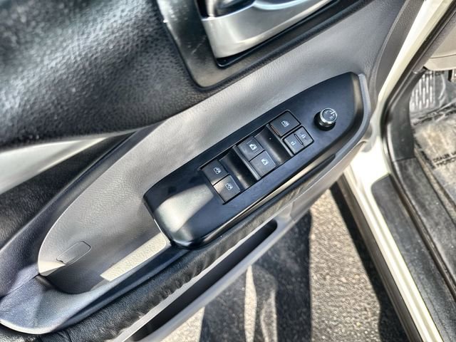 Used 2014 Toyota Highlander XLE image 21