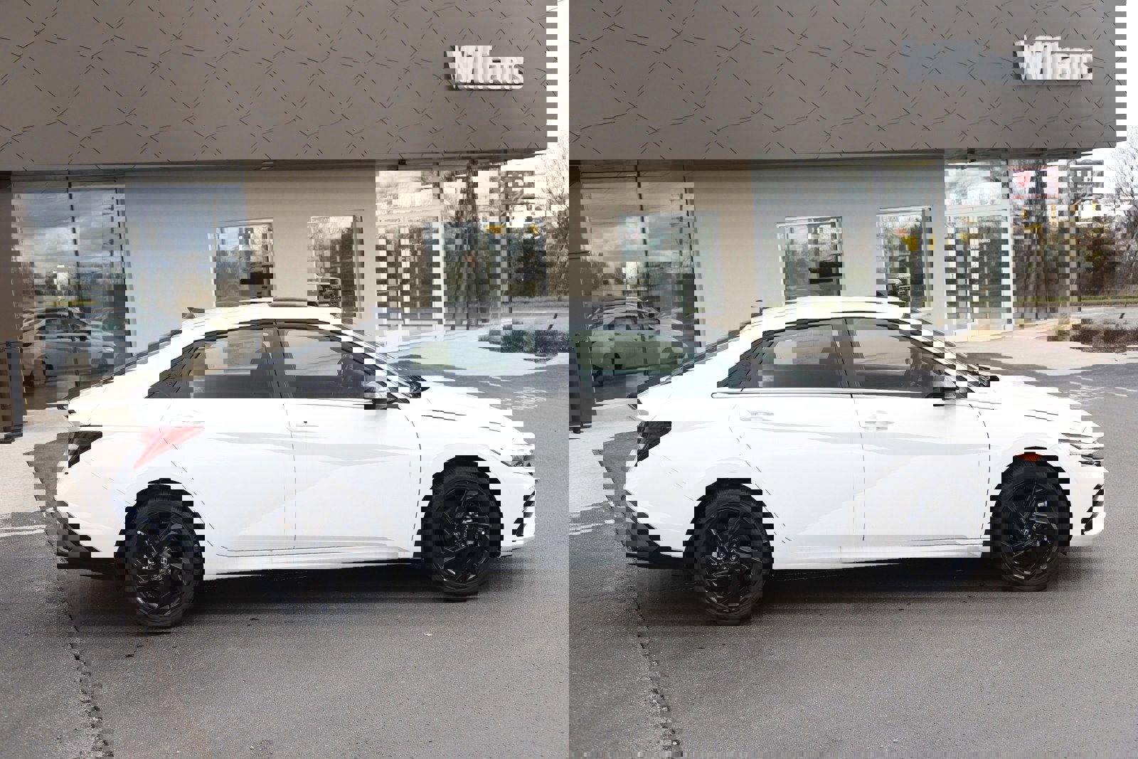 New 2026 Hyundai Elantra SEL Sport Premium image 2