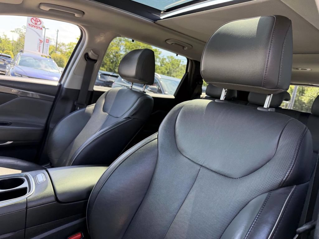 Used 2021 Hyundai Santa Fe SEL w/ Convenience + Premium Package AWD/4WD image 11