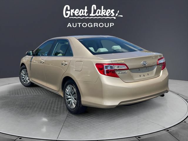Used 2012 Toyota Camry LE FWD image 3