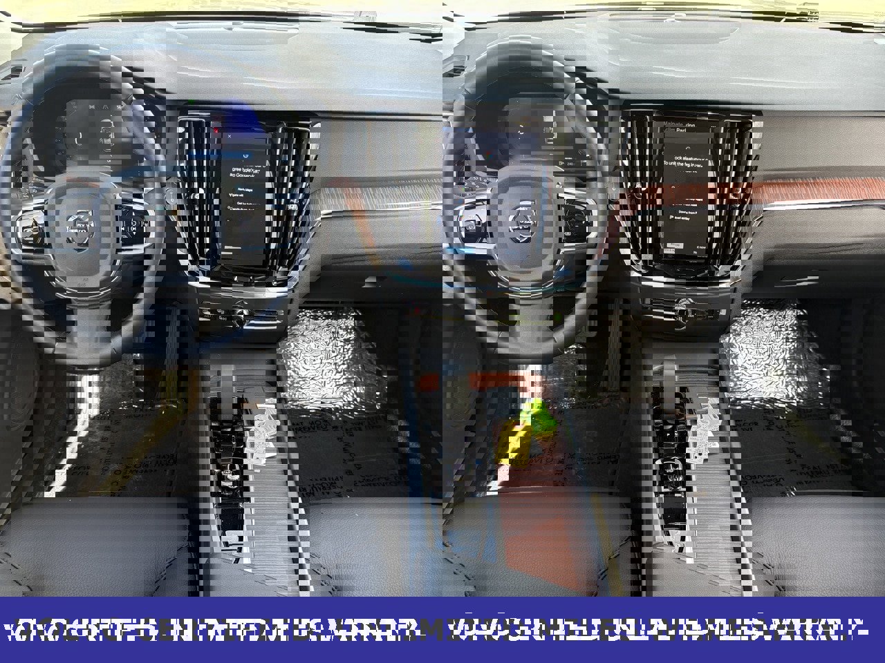 Certified 2025 Volvo V60 B5 Cross Country Plus image 13