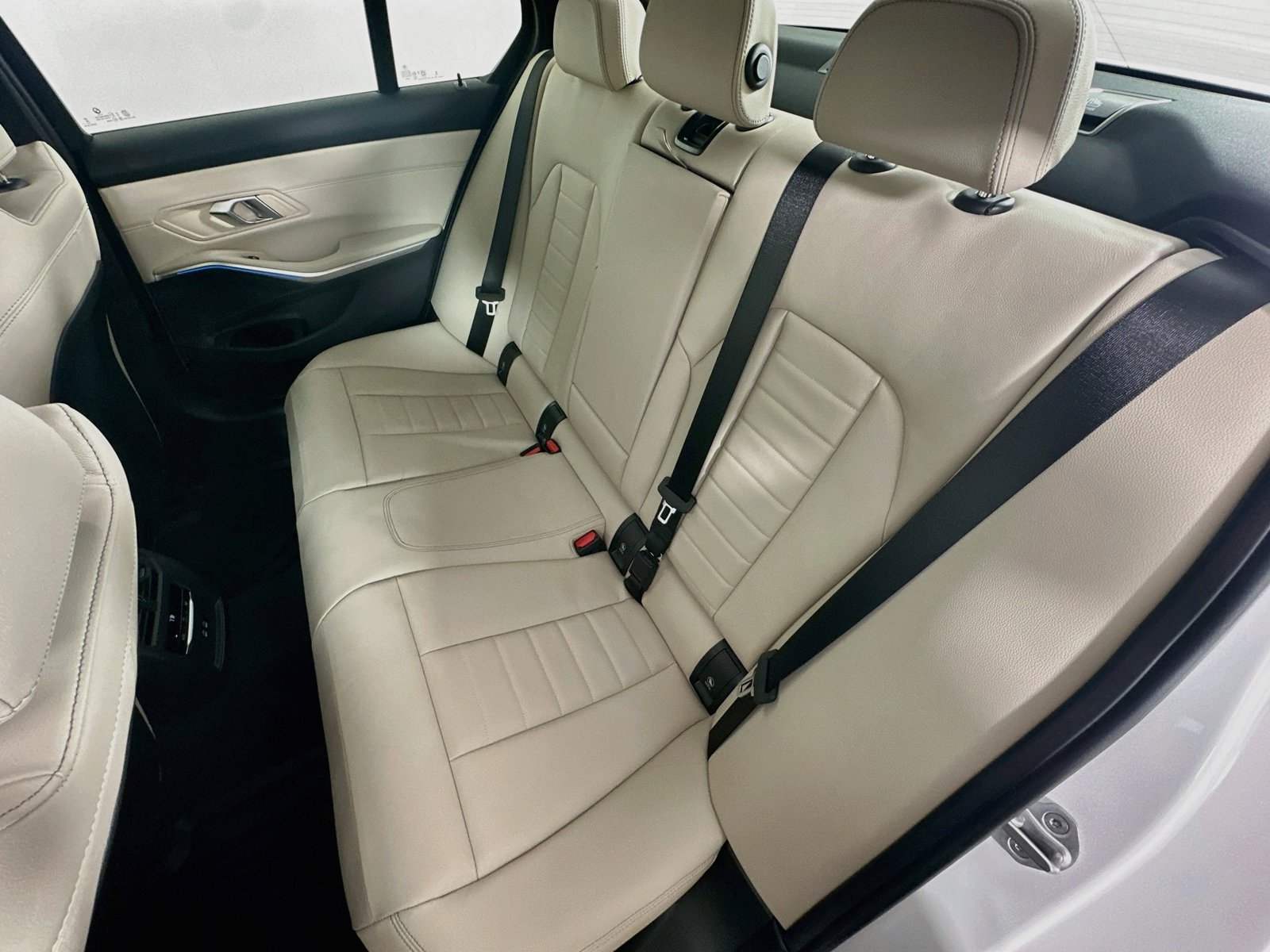 New 2026 BMW 330i xDrive Sedan AWD/4WD image 37