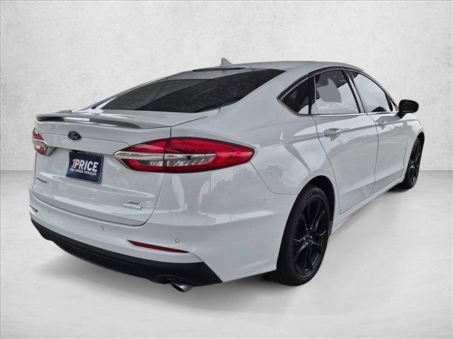 Used 2020 Ford Fusion SE w/ Equipment Group 151A FWD image 5