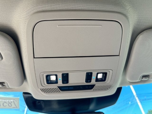 Used 2023 Ford Explorer Limited w/ Equipment Group 301A AWD/4WD image 43