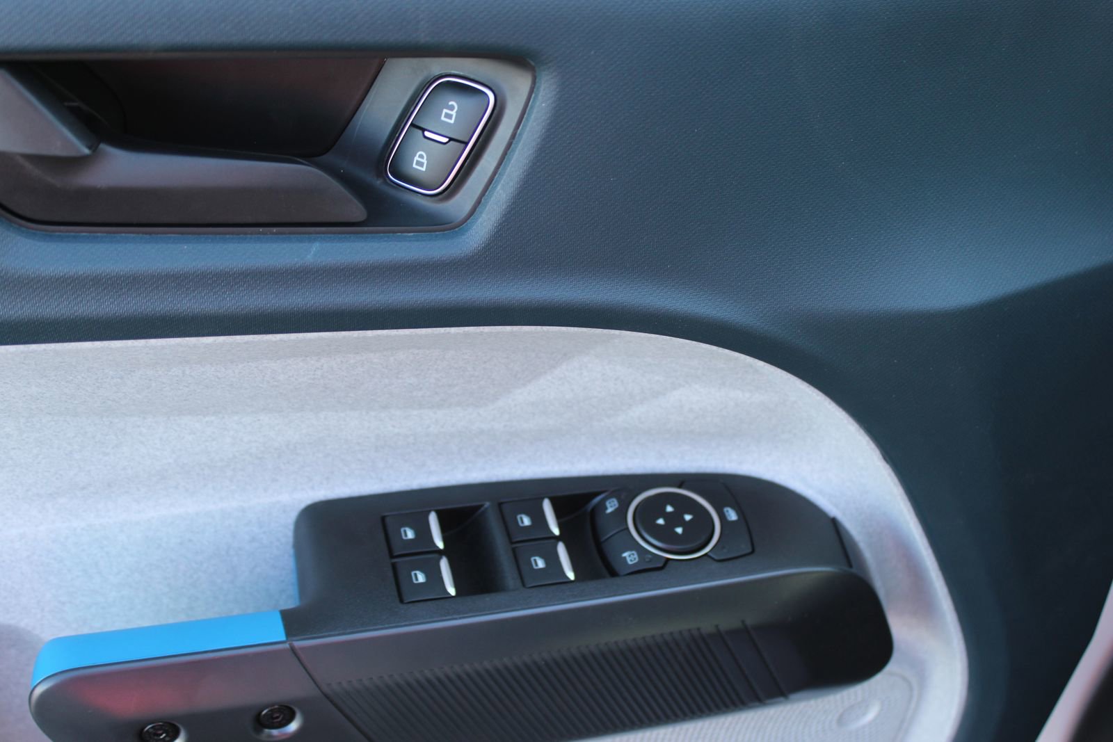 New 2026 Ford Maverick XLT w/ XLT Luxury Package image 25