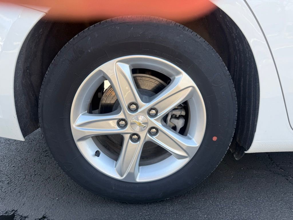 Used 2024 Chevrolet Malibu LS FWD image 42