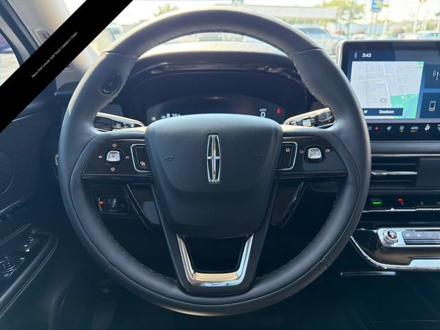 Used 2024 Lincoln Corsair AWD w/ Equipment Group 101A image 17