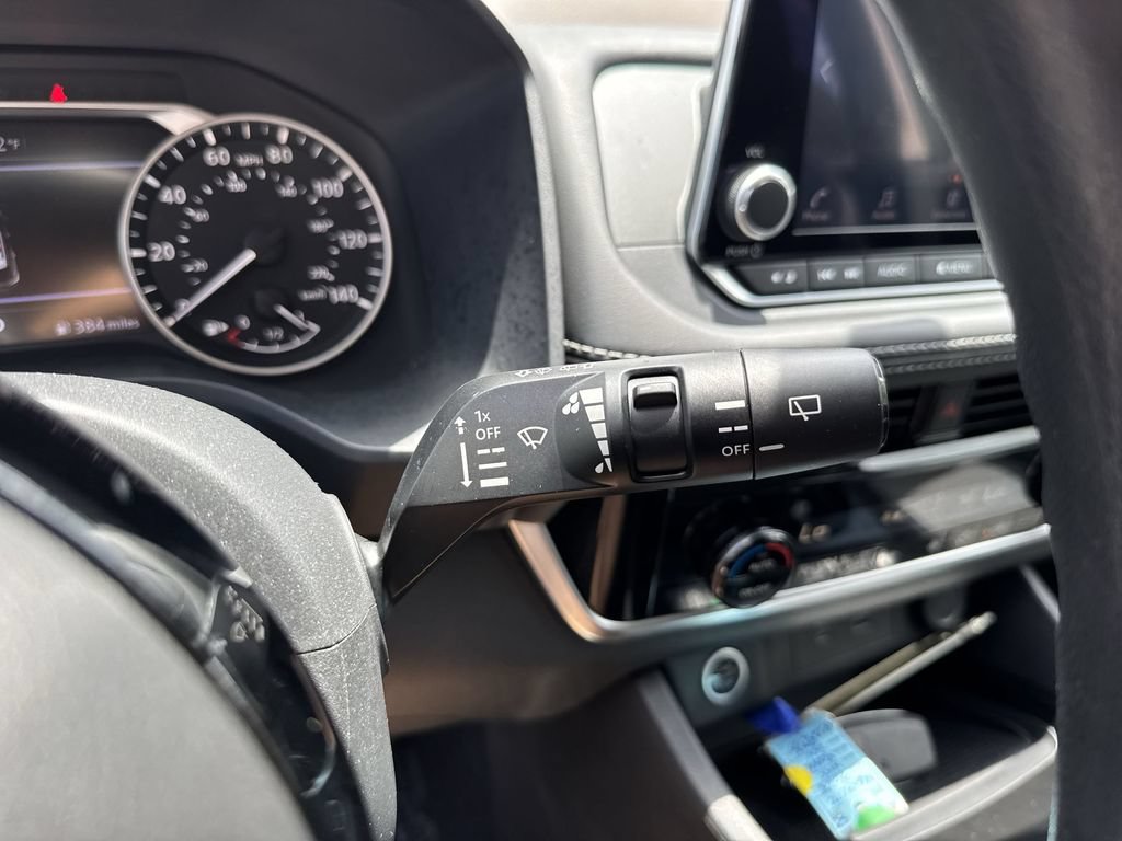 Used 2023 Nissan Rogue SV FWD image 56