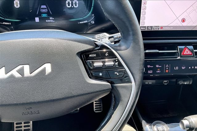 Used 2023 Kia Niro SX Touring FWD image 12