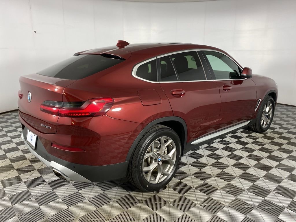 Certified 2023 BMW X4 xDrive30i w/ Premium Package image 29
