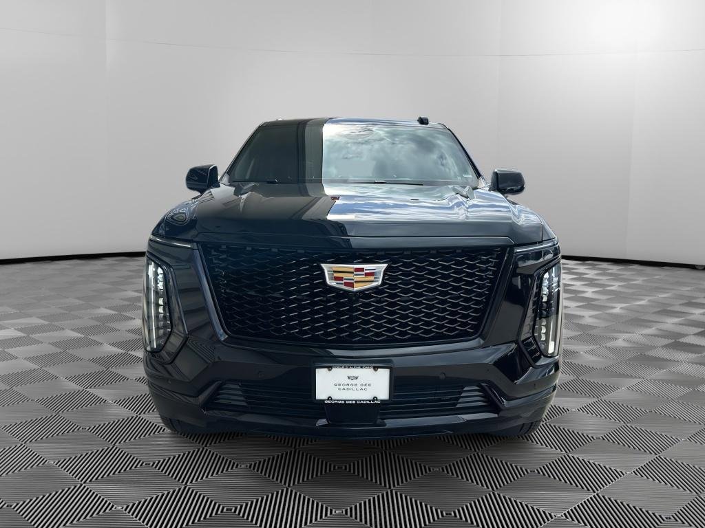 Used 2026 Cadillac Escalade ESV Sport w/ LPO, Floor Liner Package AWD/4WD image 2