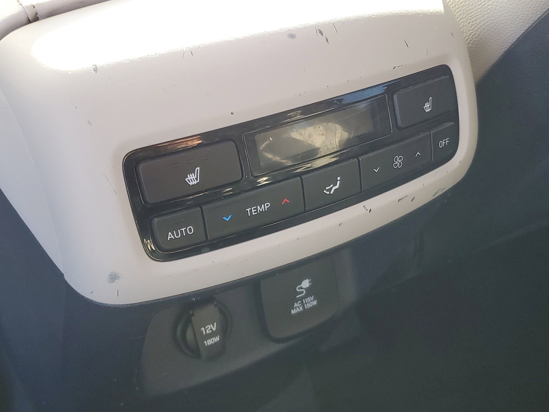 Used 2021 Hyundai Palisade SEL w/ Premium Package image 13